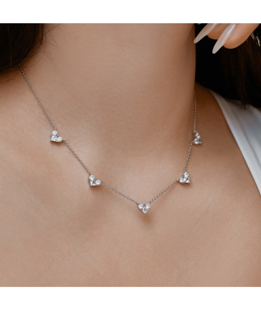 Sterling silver chain with zirconium pendant