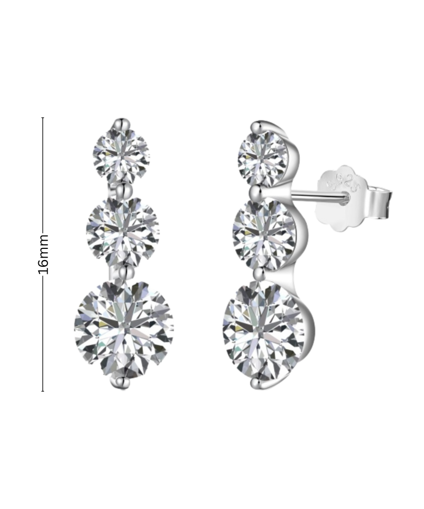 Hopeiset korvakorut zirkoneilla