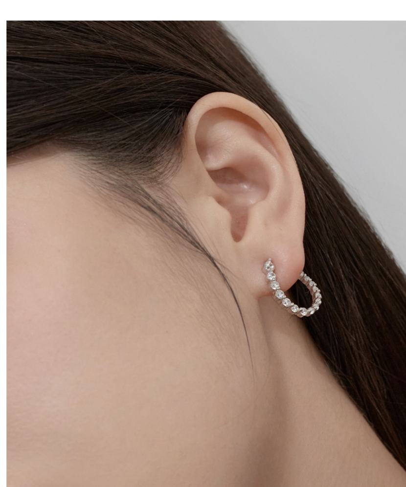 Sterling silver earrings with zircons