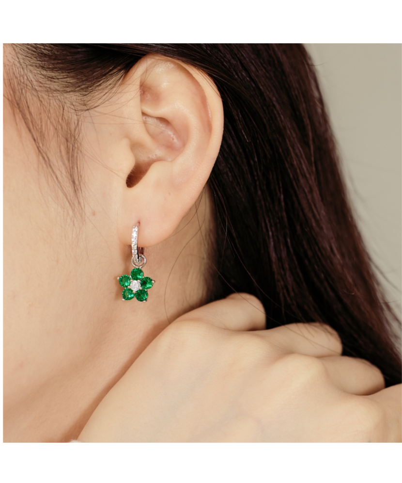 Sterling silver earrings with zircons