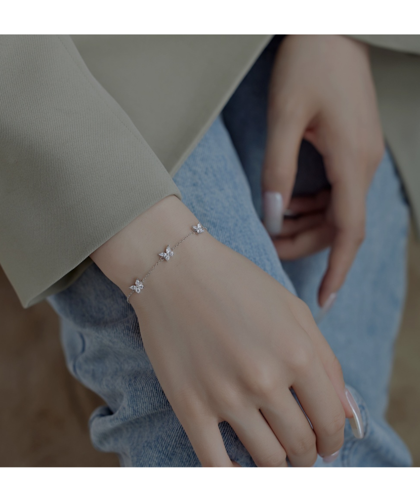 Sterling Silver bracelet with zircons