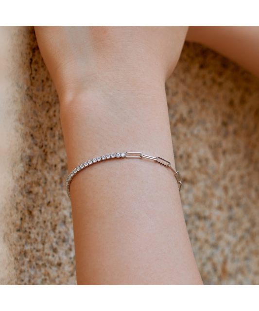 Hopeinen rannekoru zirkoneilla