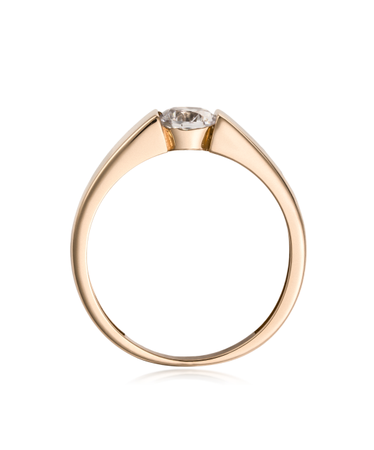Gold ring with zirconium