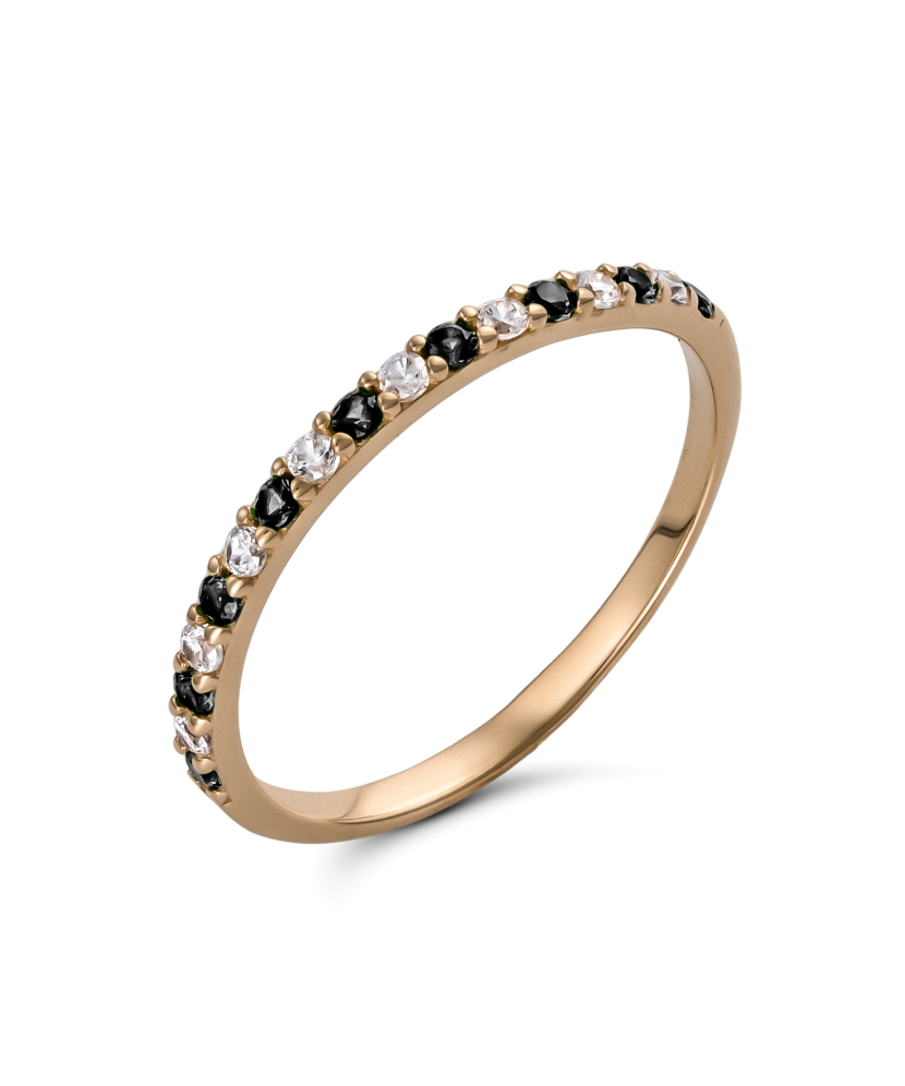 Gold ring with zircons