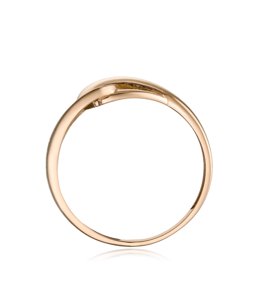 Gold ring with zircons