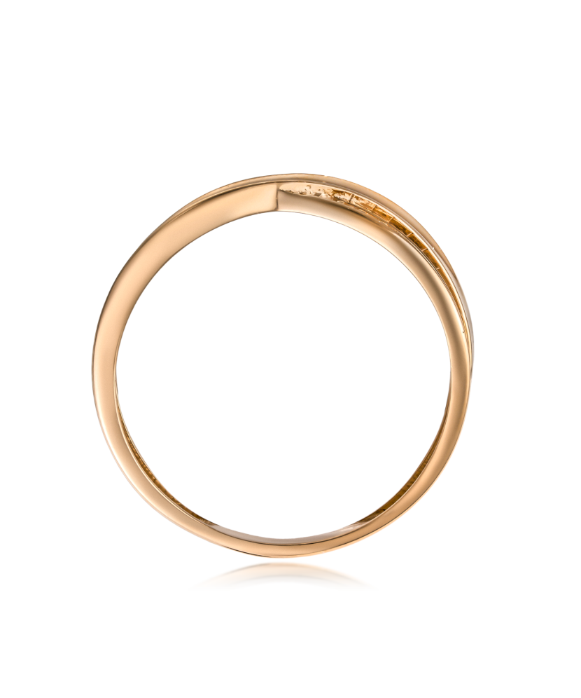 Gold ring with zircons