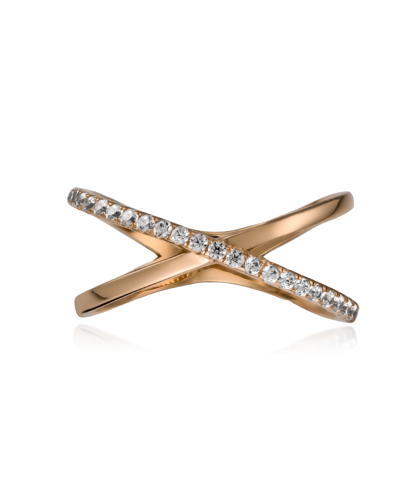 Gold ring with zircons