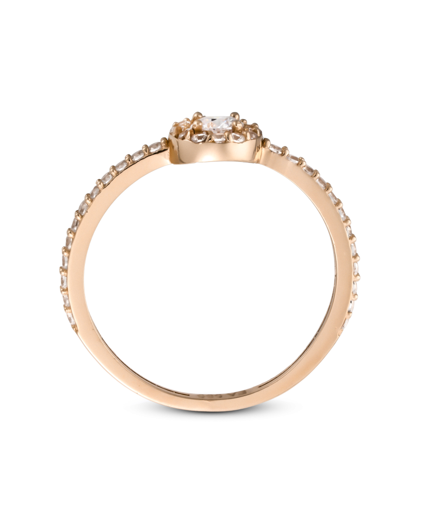 Gold ring with zircons