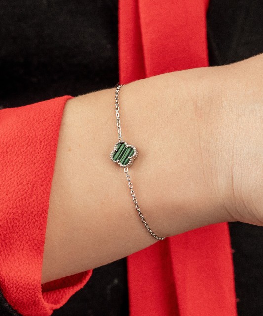 Silver bracelet with synthetic malachite