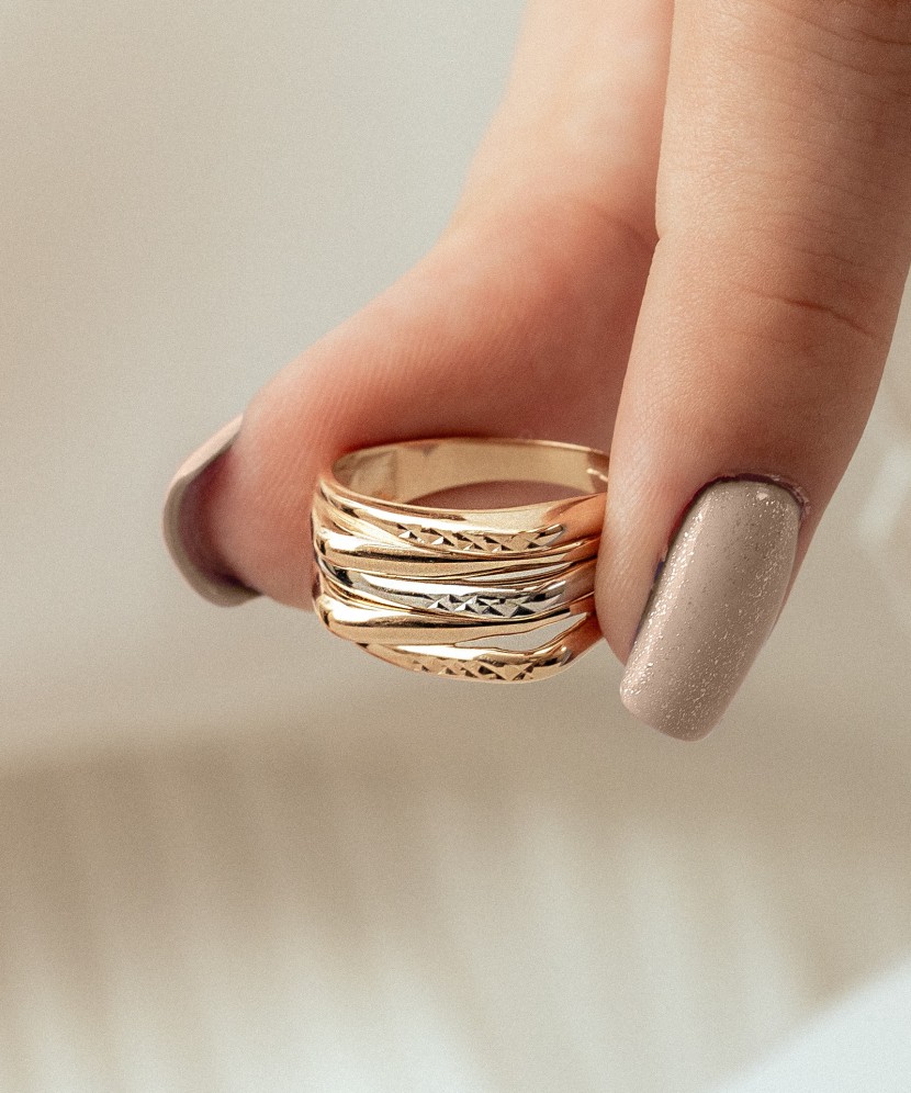 Gold ring