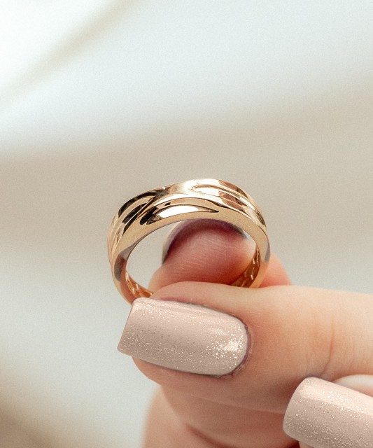 Gold ring
