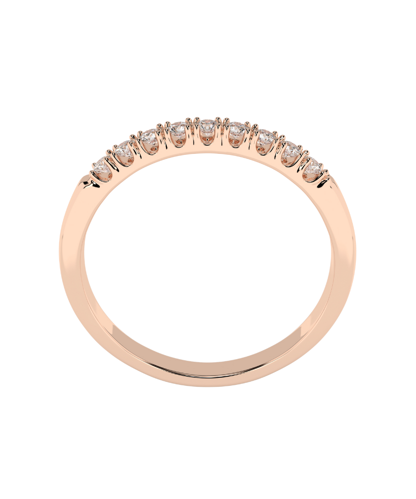 Gold ring with diamonds