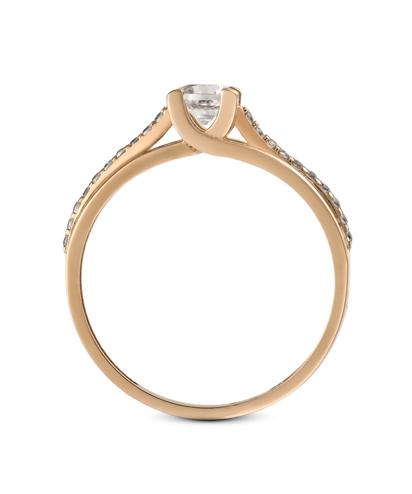 Gold ring with zircons