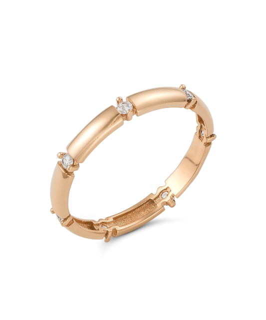 Gold ring with zircons