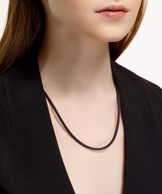 Leather chain with silver