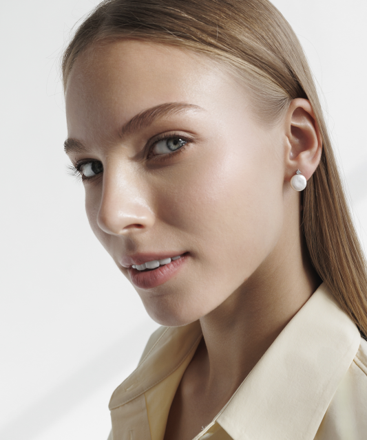 Sterling silver earrings with pearls and zircons