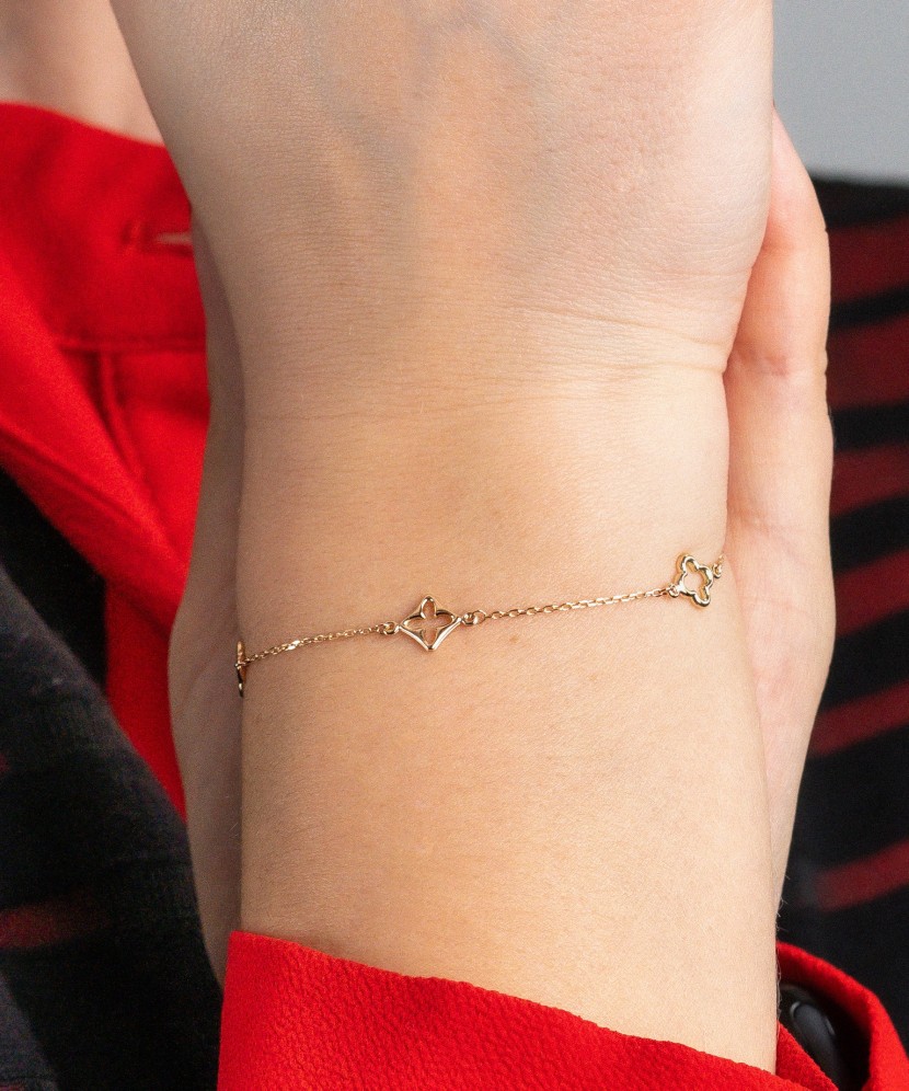Gold bracelet