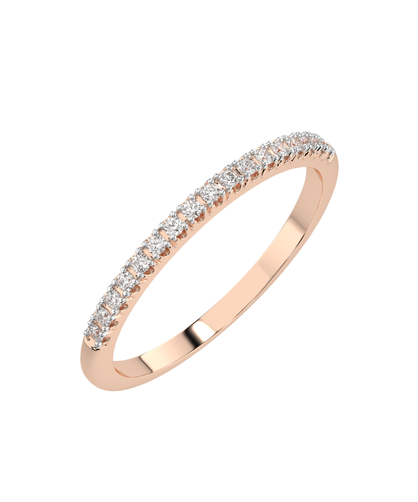 Gold ring with diamonds
