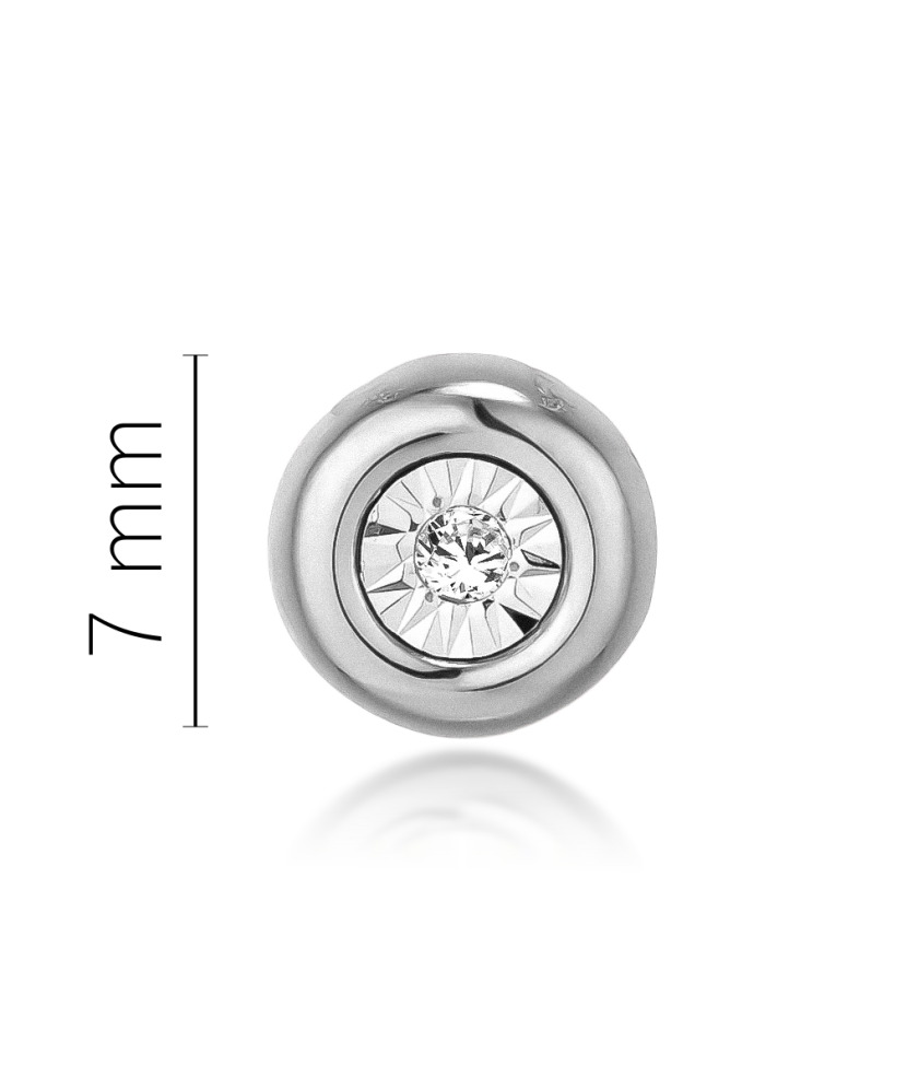 White gold pendant with diamonds 2