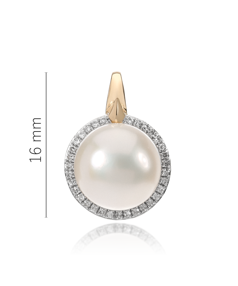 Yellow gold pendant with diamonds and a pearl