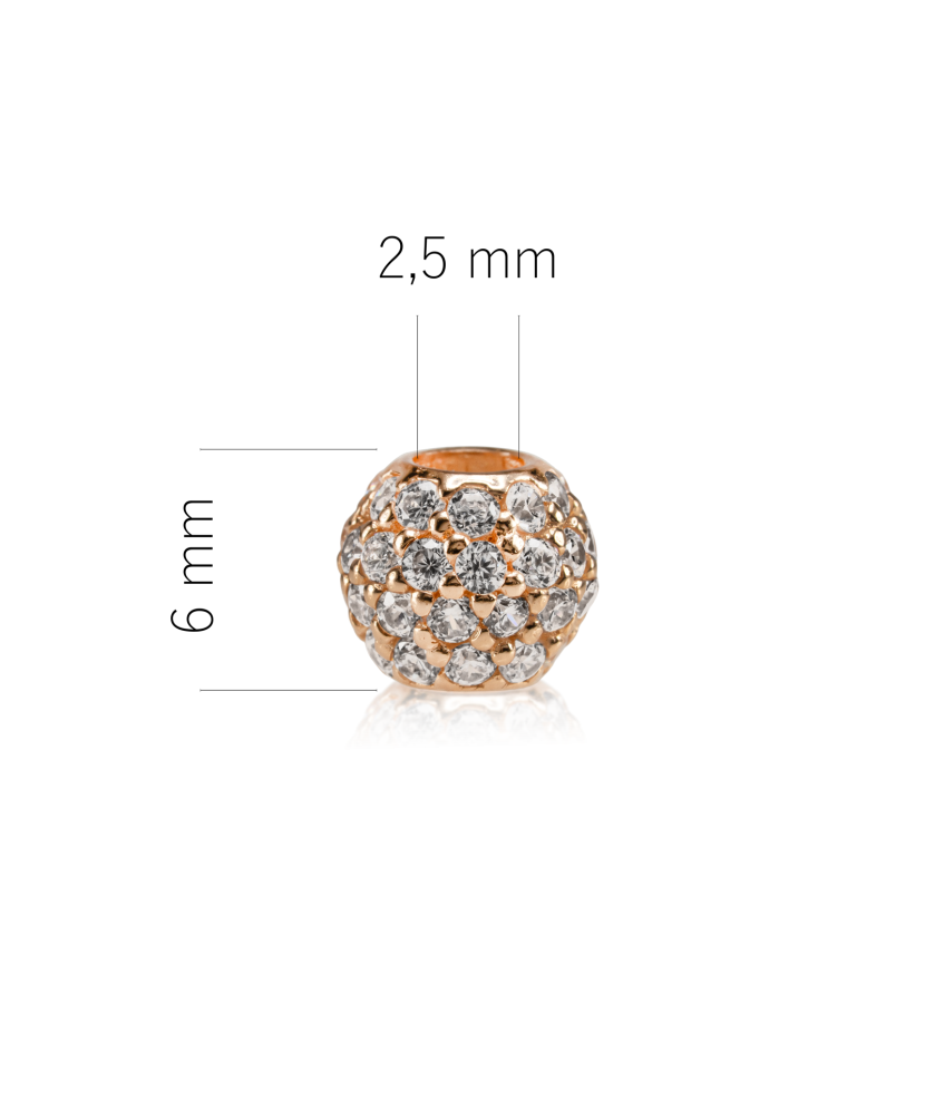 Gold pendant with zircons