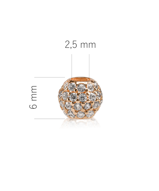 Gold pendant with zircons