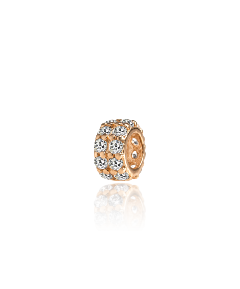 Gold pendant with zircons