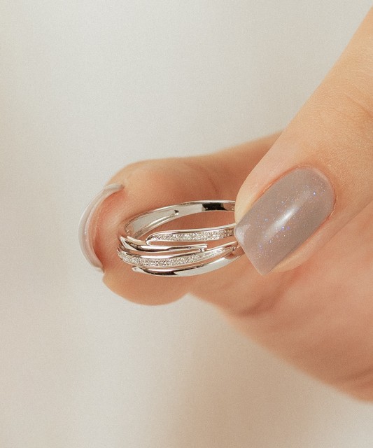 White gold ring with diamonds