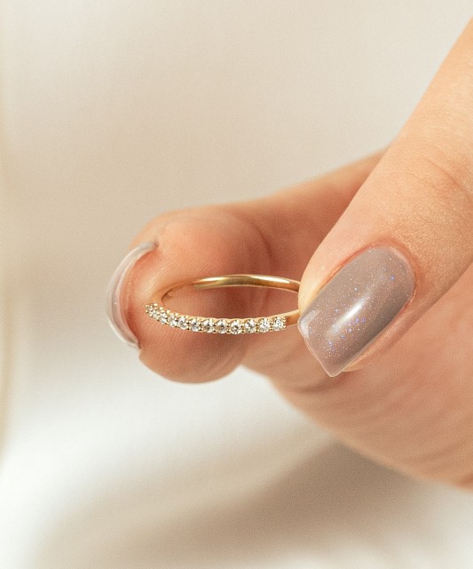 Yellow Gold ring with diamonds