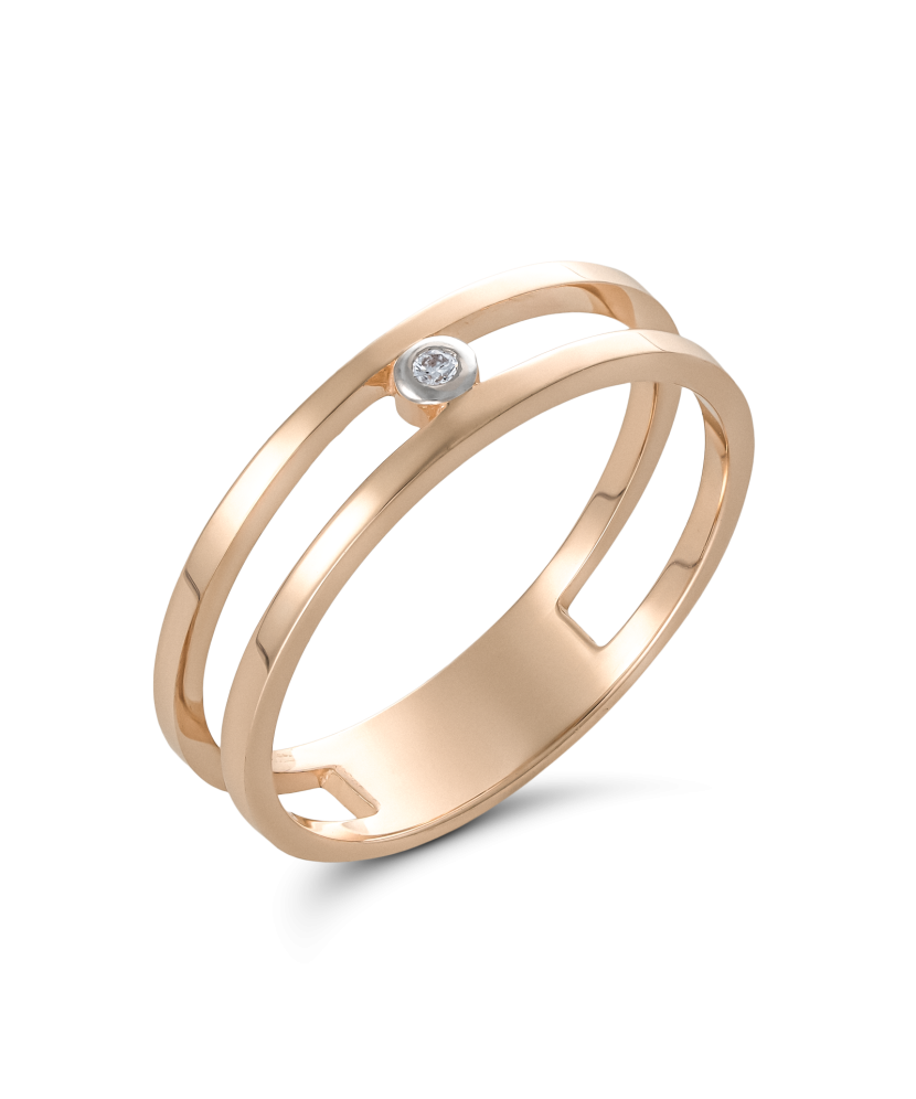 Gold ring with diamonds