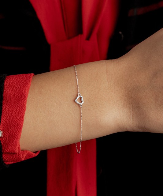 White gold bracelet with diamonds "Heart"