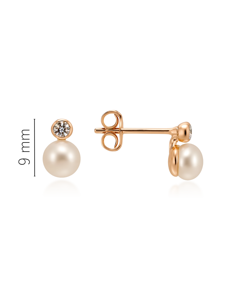 Gold earrings with pearls and zircons