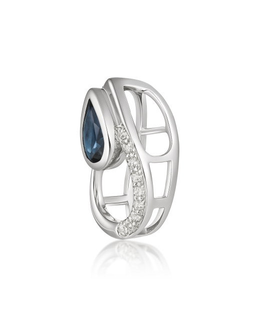 White gold pendant with sapphire and diamonds