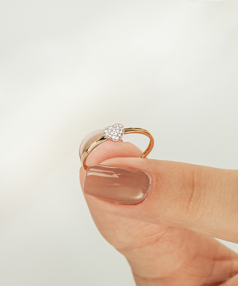 Yellow Gold ring with diamonds