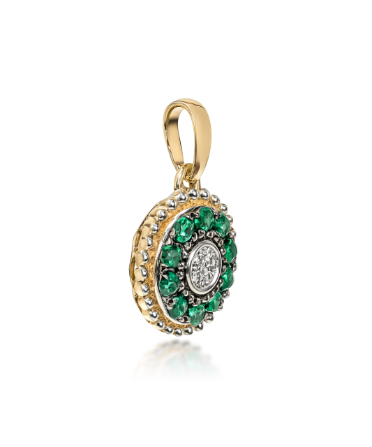 Yellow gold pendant with emeralds and diamonds