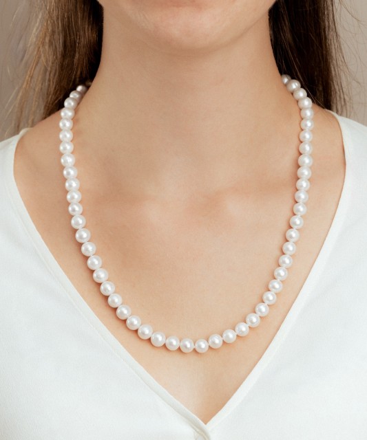 Pearl necklaces with sterling silver