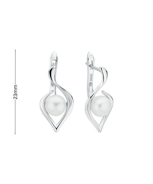 Sterling silver earrings with pearls