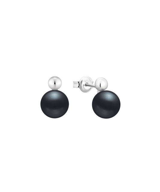 Sterling silver earrings with pearls