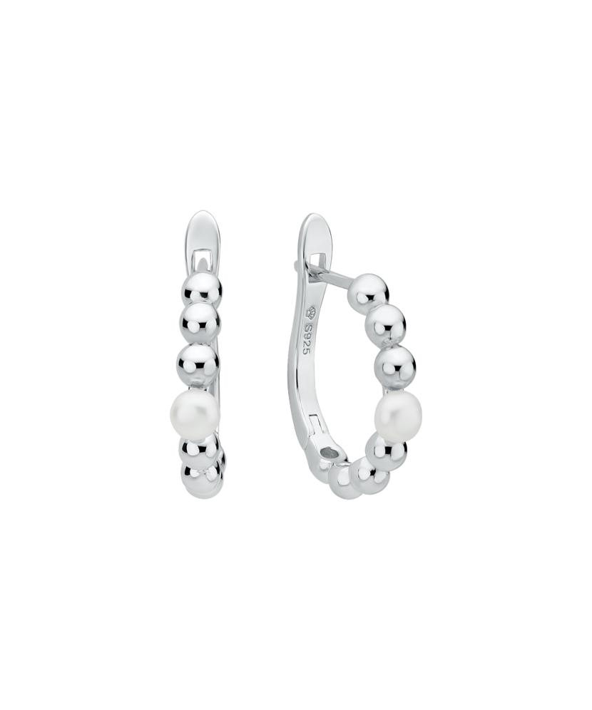 Sterling silver earrings with pearls