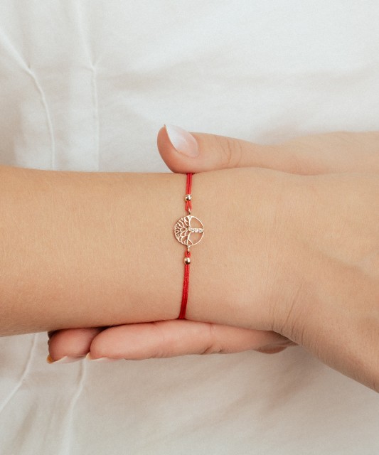 Red string bracelet with gold pendant "Tree of life"