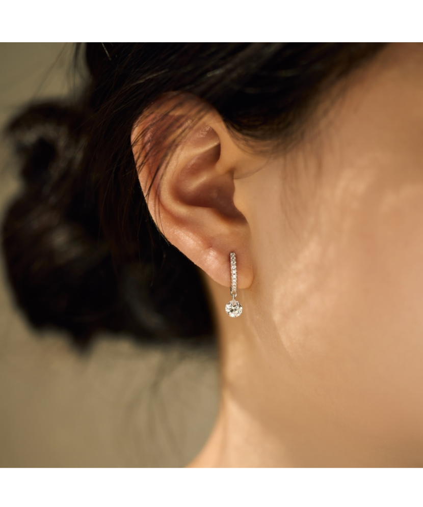 Sterling silver earrings with zircons