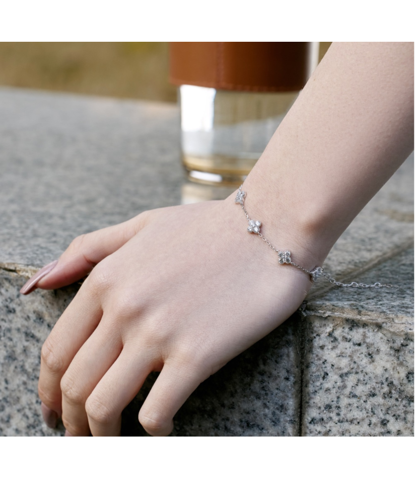 Sterling Silver bracelet with zircons