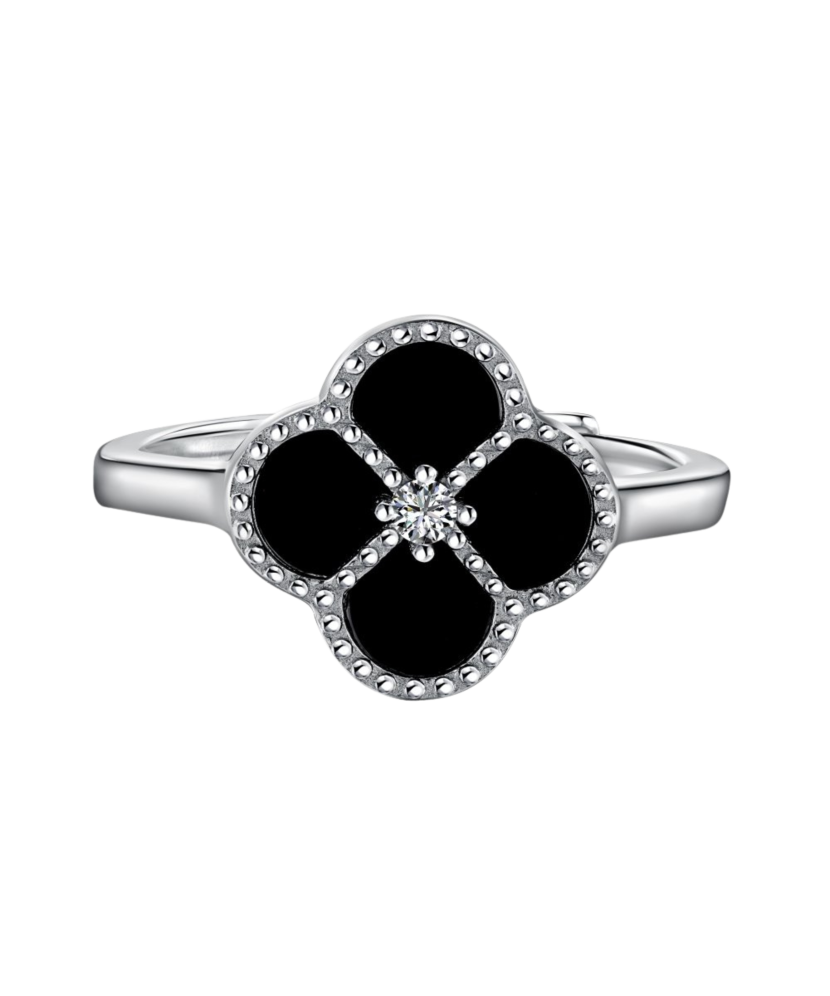 Hopeasormus onyxilla ja zirkoneilla