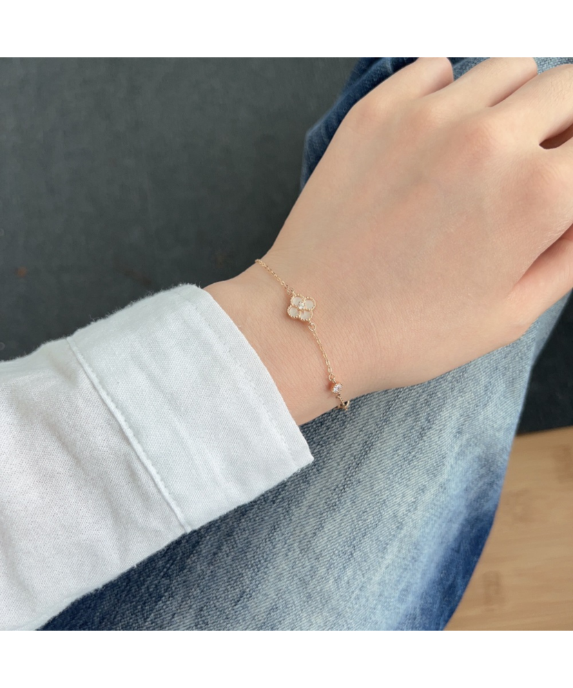 Gold-plated Silver bracelet with zircons and mother-of-pearl