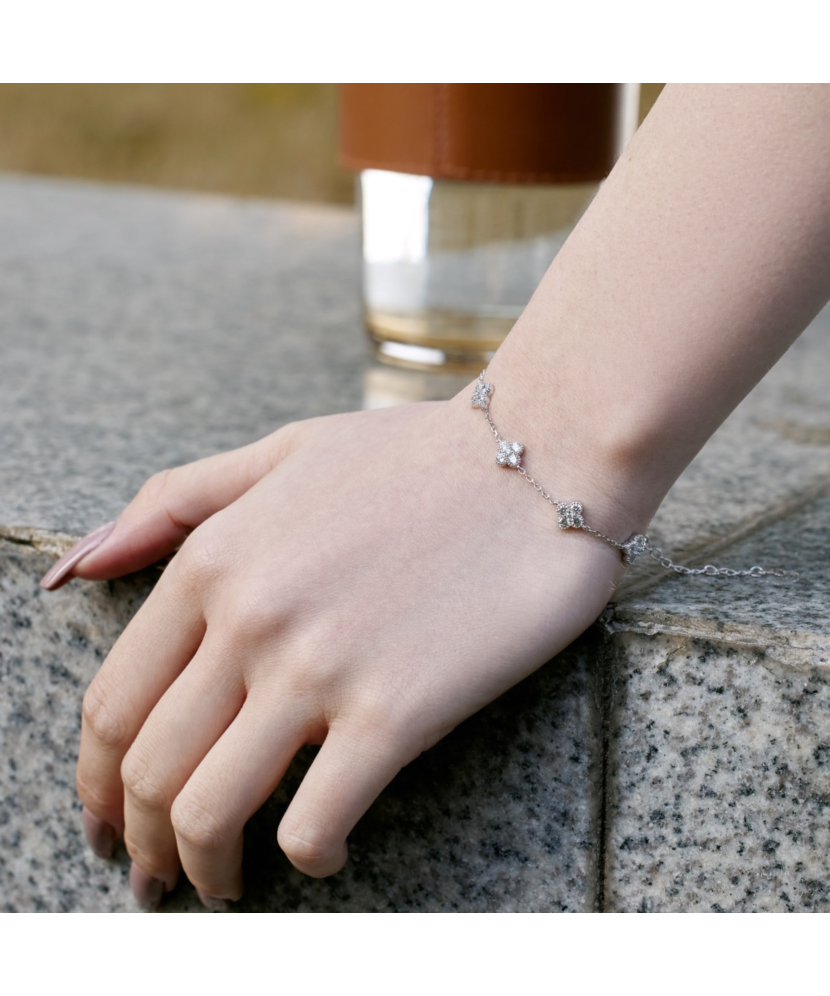 Sterling Silver bracelet with zircons