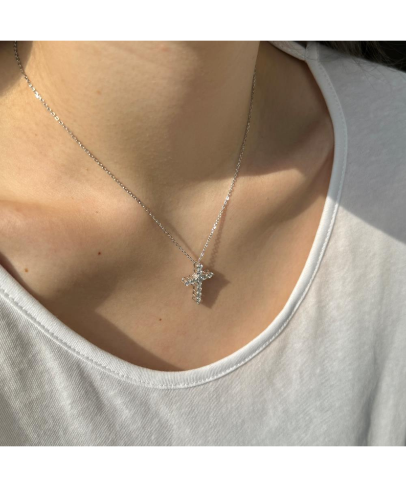 Sterling Silver chain with moissanite pendant