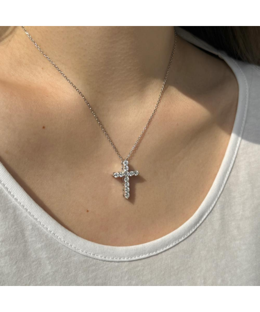 Sterling Silver chain with moissanite pendant