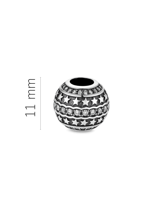 Sterling silver pendant with zircons