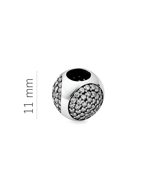 Sterling silver pendant with zircons