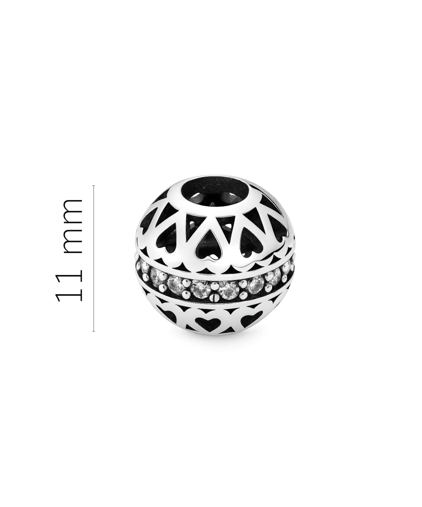 Sterling silver pendant with zircons